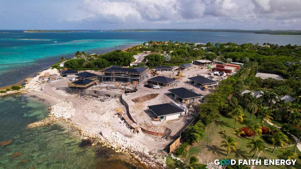 Antigua solar panels