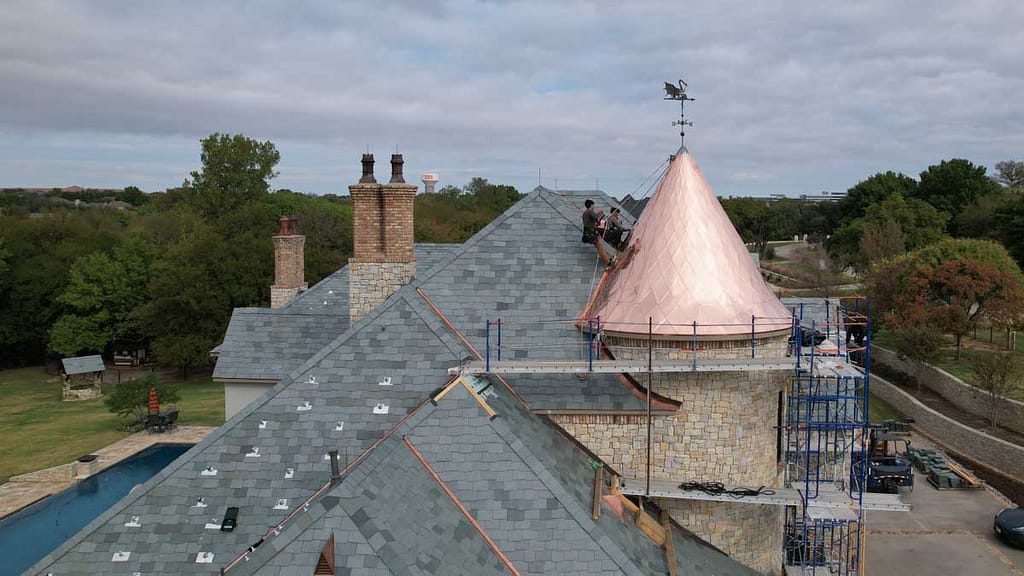 GFE Roofing installers replace roof