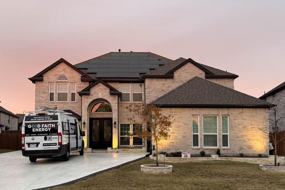 30% solar tax credit residential home with solar panels